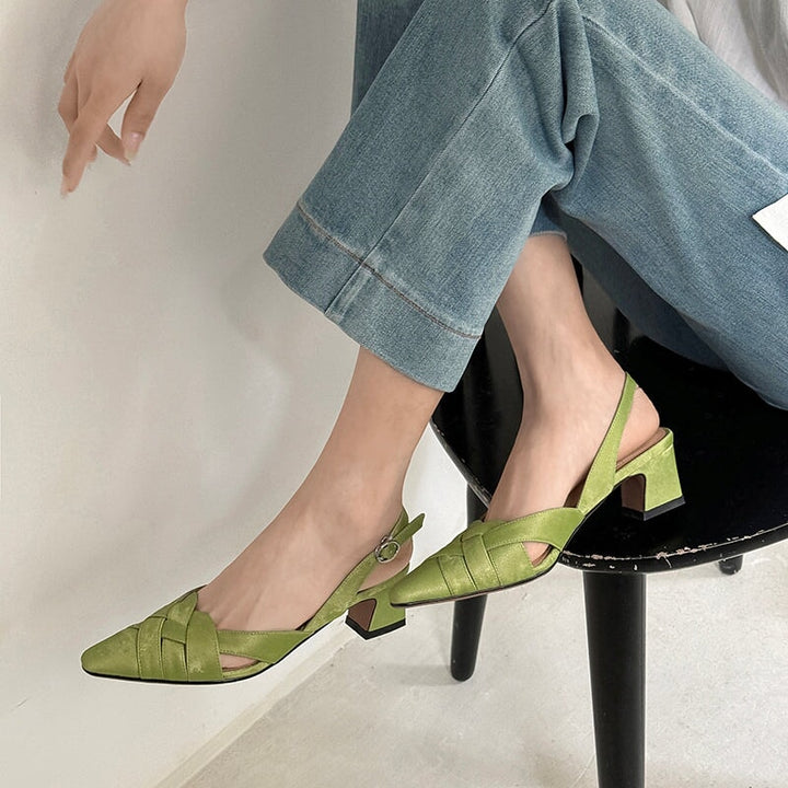  Sandals 