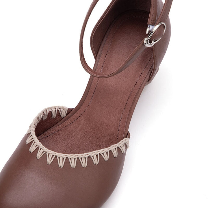  Sandals 