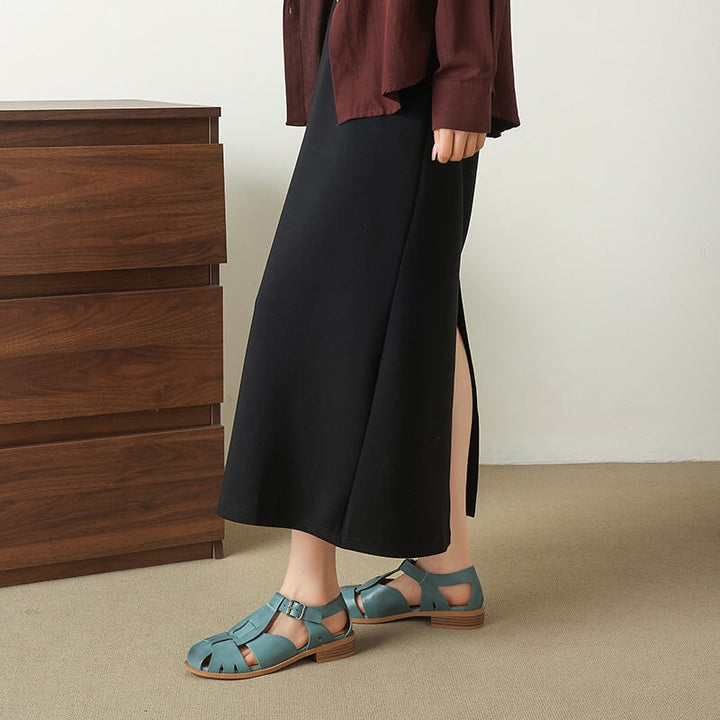  Sandals 