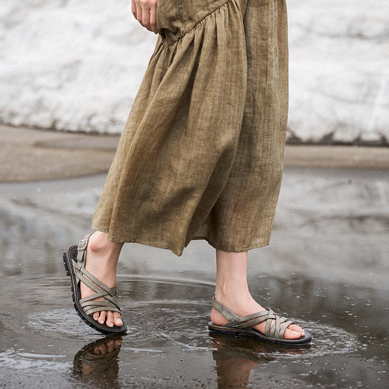  Sandals 