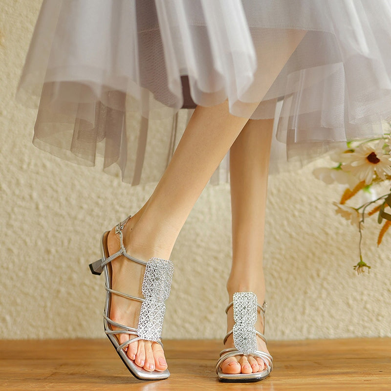  Sandals 