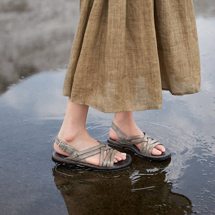  Sandals 