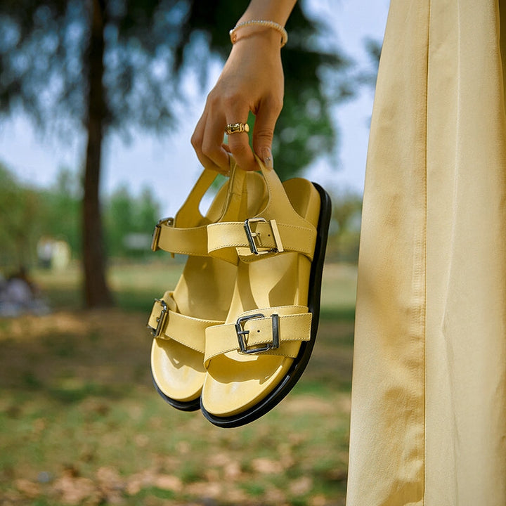  Sandals 