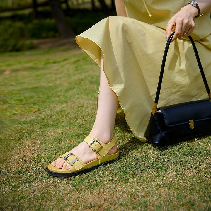  Sandals 