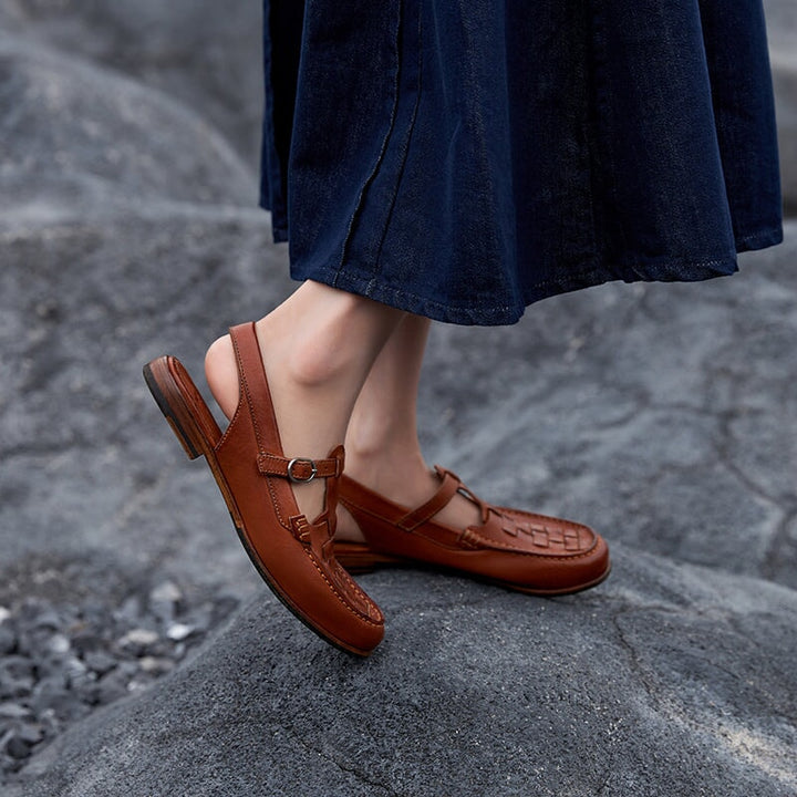  Sandals 