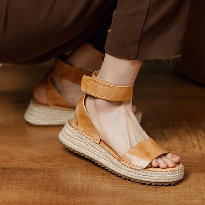  Sandals 