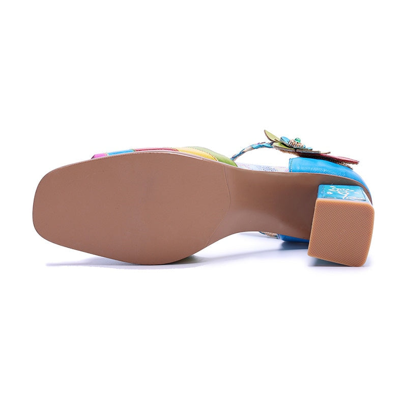  Sandals 