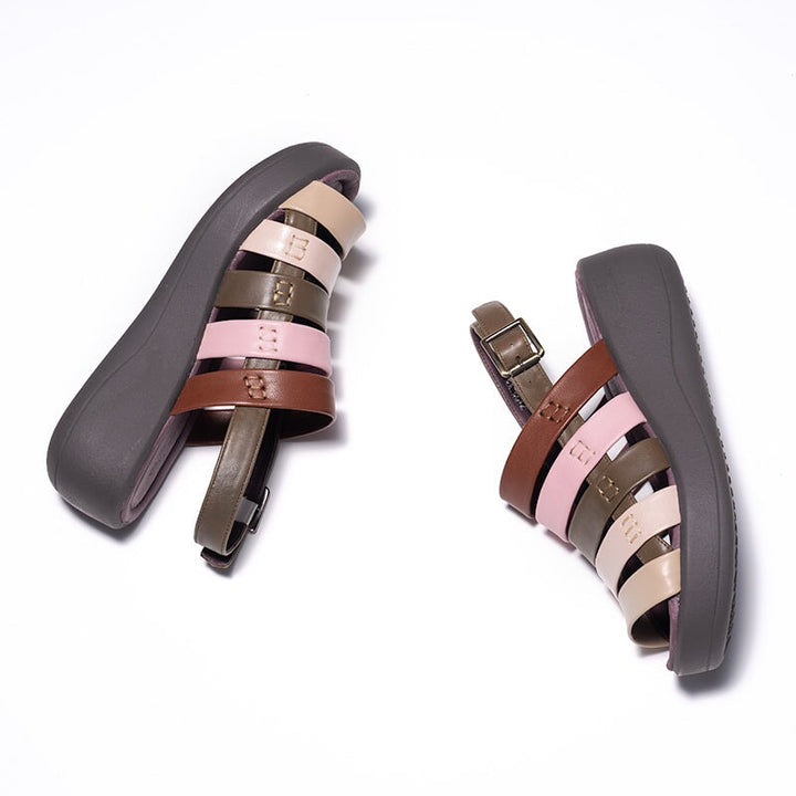  Sandals 