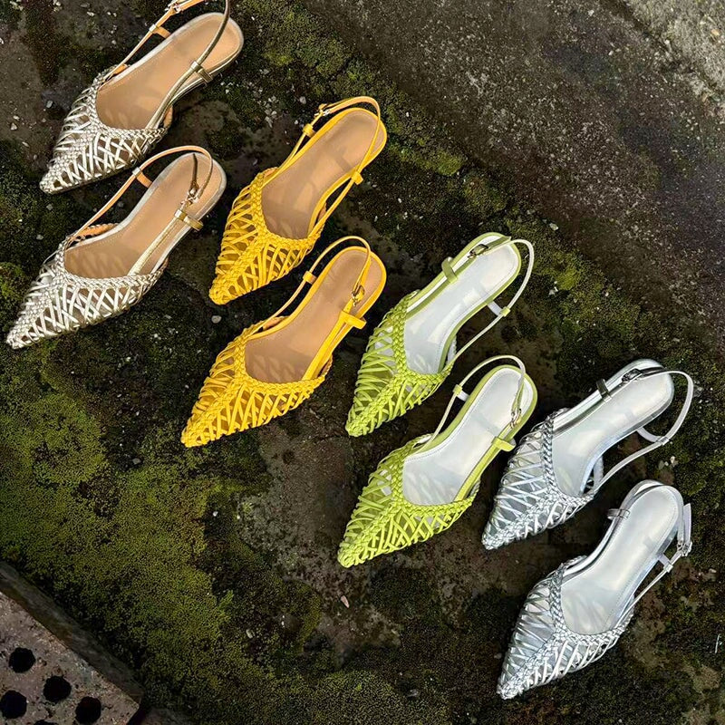  Sandals 
