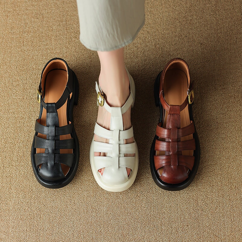  Sandals 