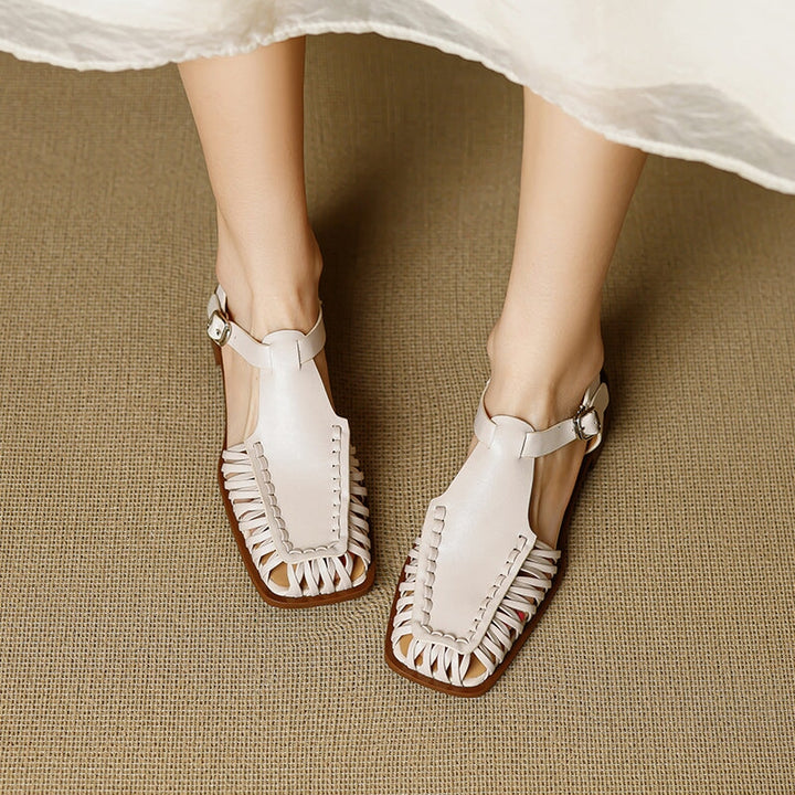  Sandals 