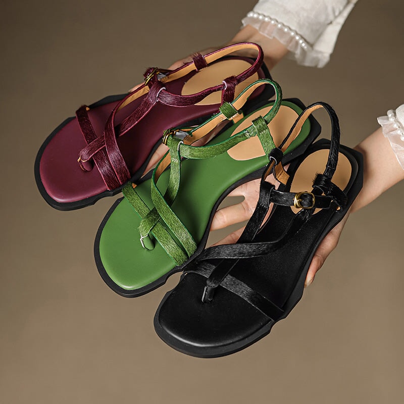  Sandals 