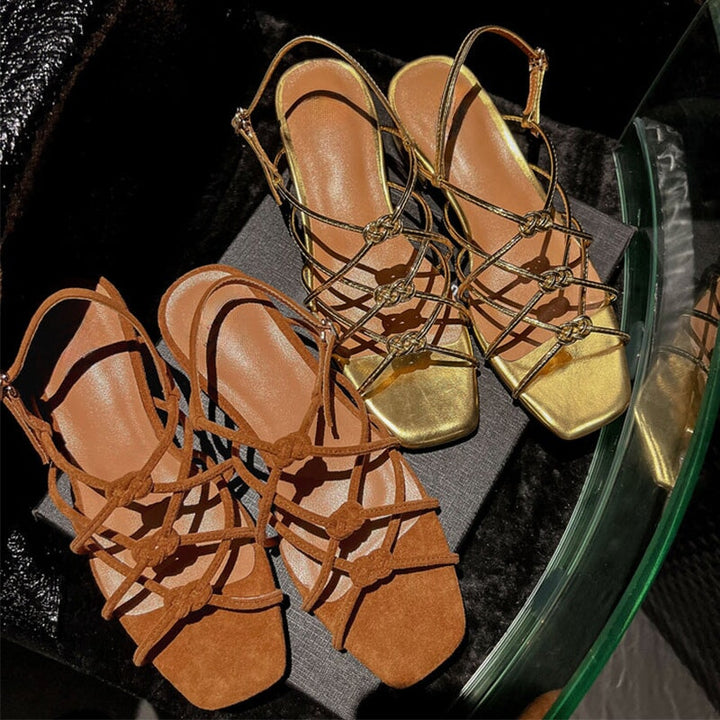  Sandals 