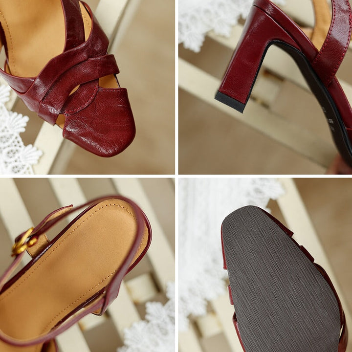  Sandals 