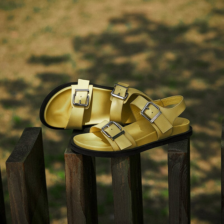  Sandals 