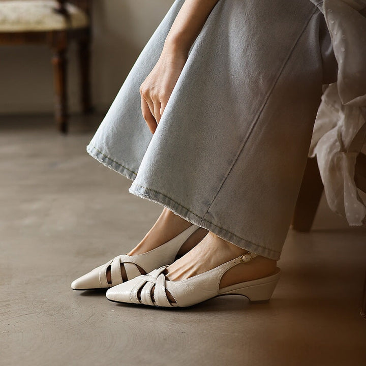 Sandals 