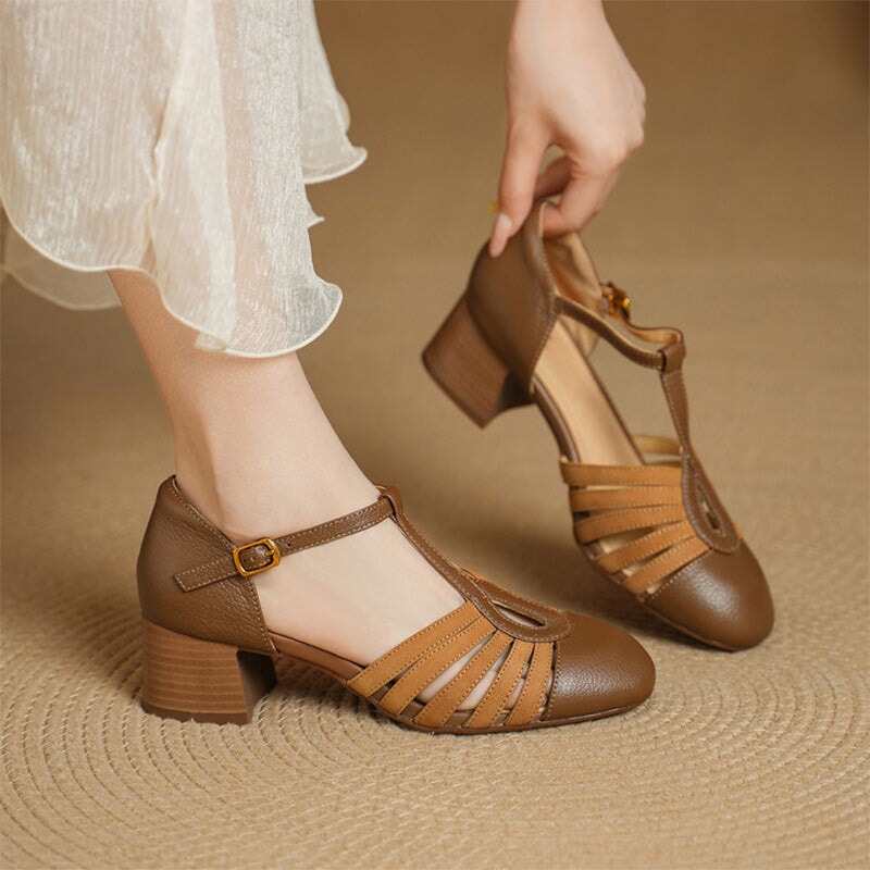 Sandals 
