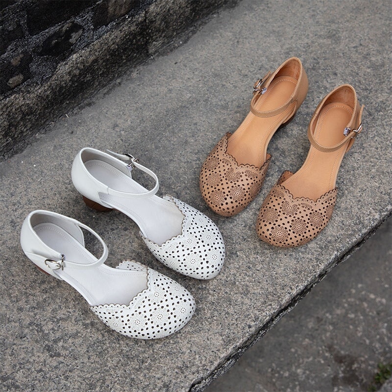  Sandals 