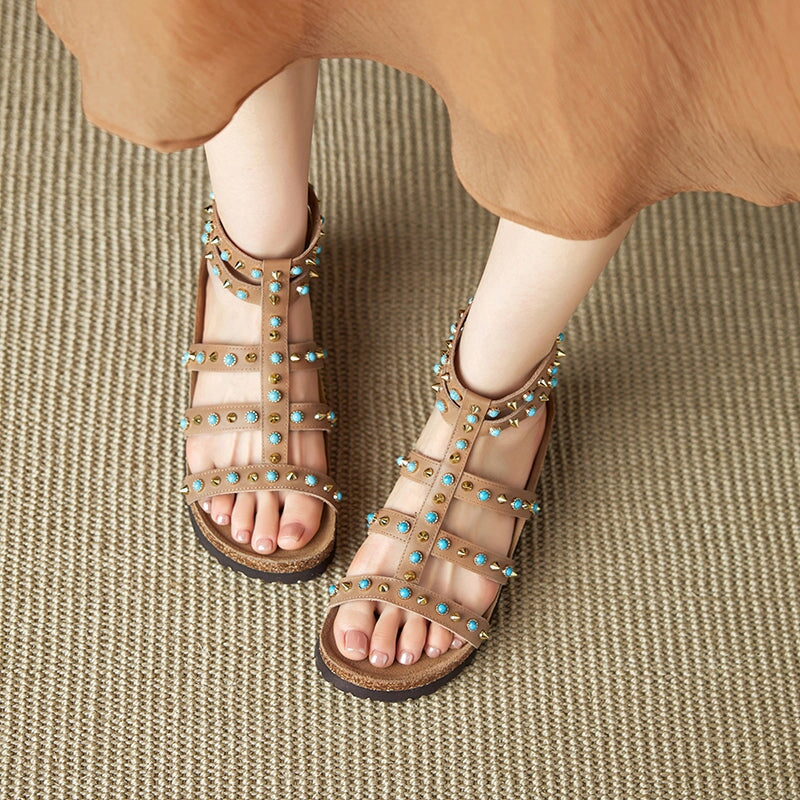 Sandals 
