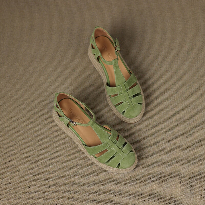  Sandals 