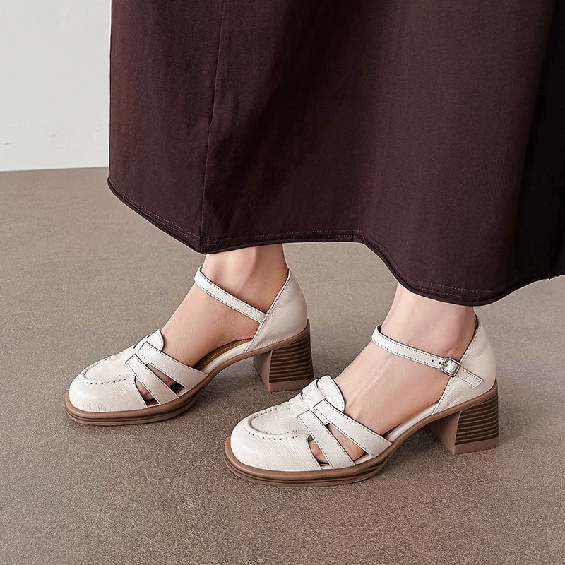  Sandals 