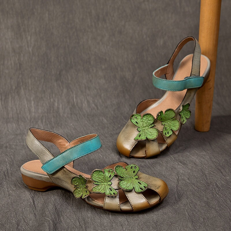  Sandals 