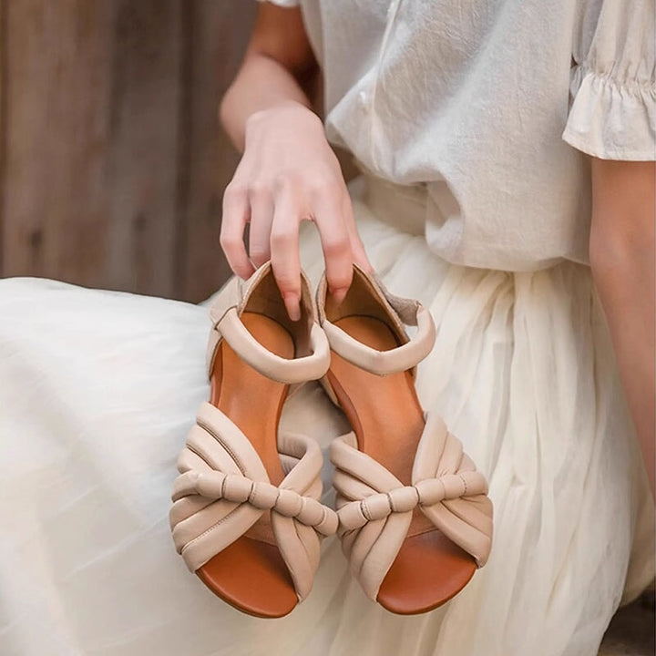  Sandals 