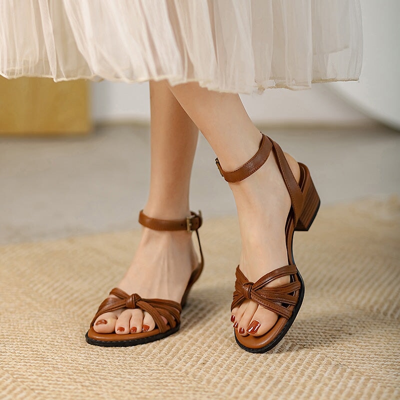  Sandals 