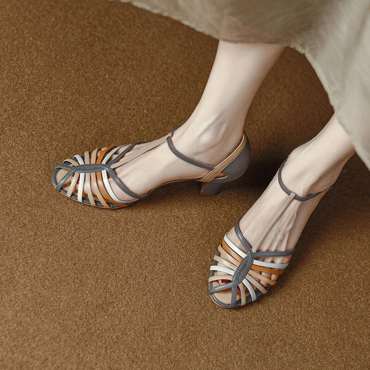  Sandals 