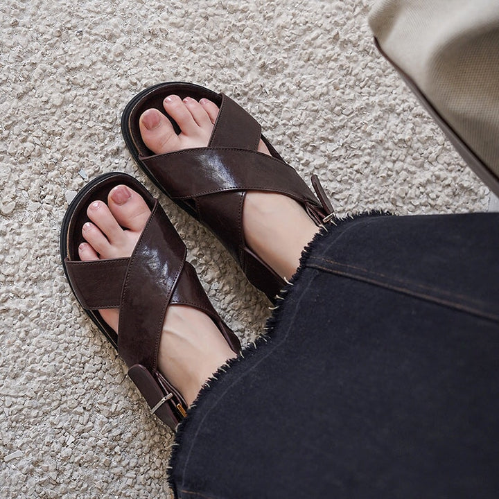  Sandals 