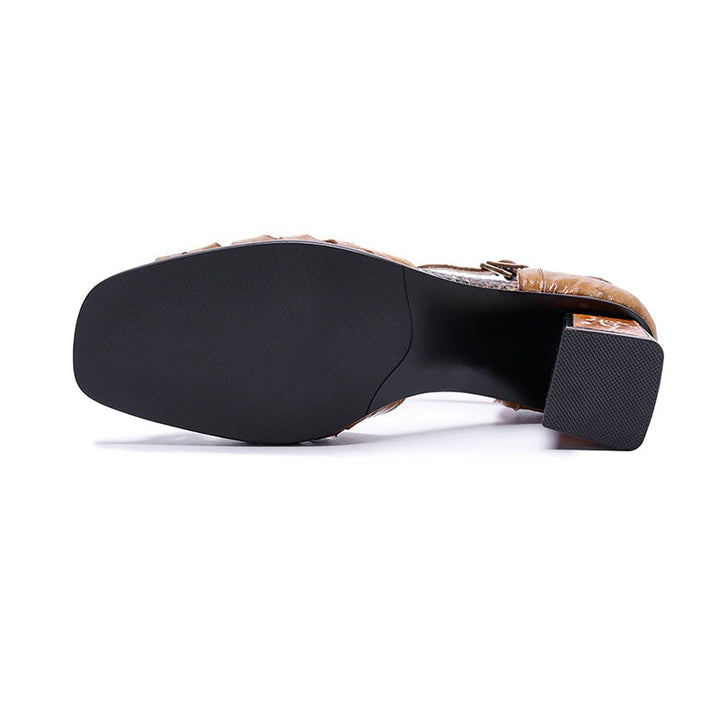  Sandals 