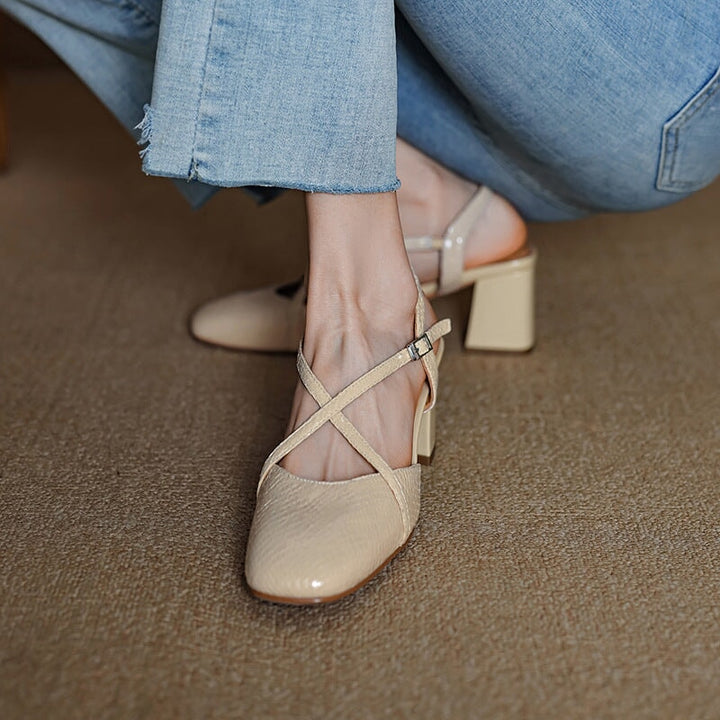  Sandals 