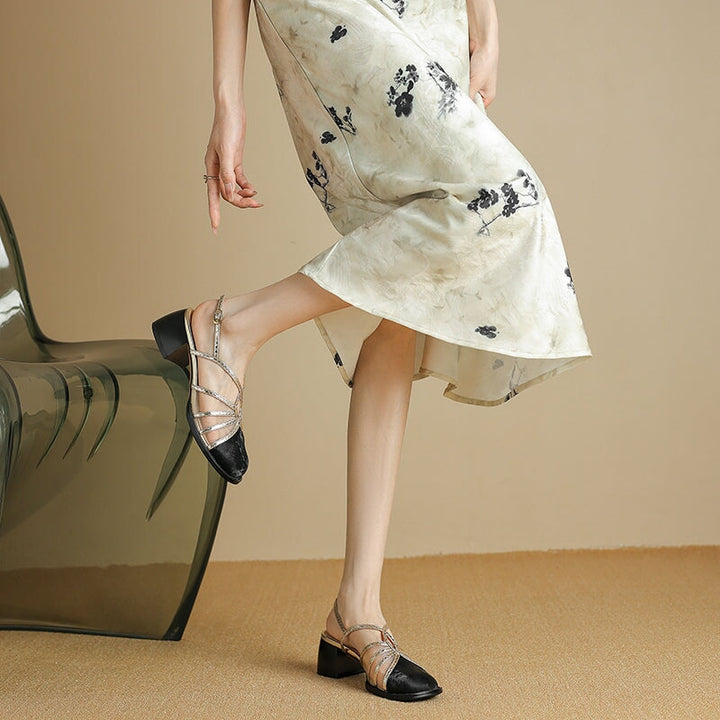  Sandals 