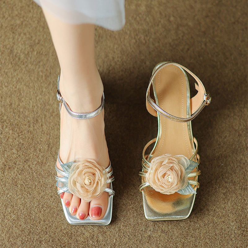  Sandals 