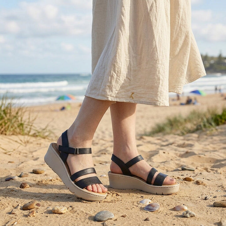  Sandals 
