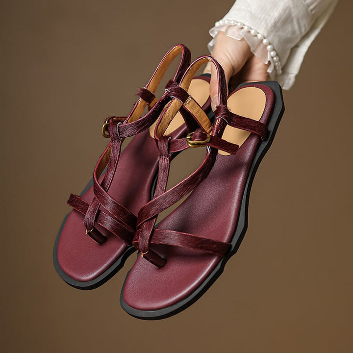  Sandals 