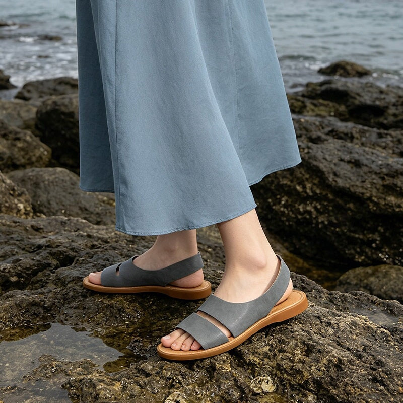  Sandals 