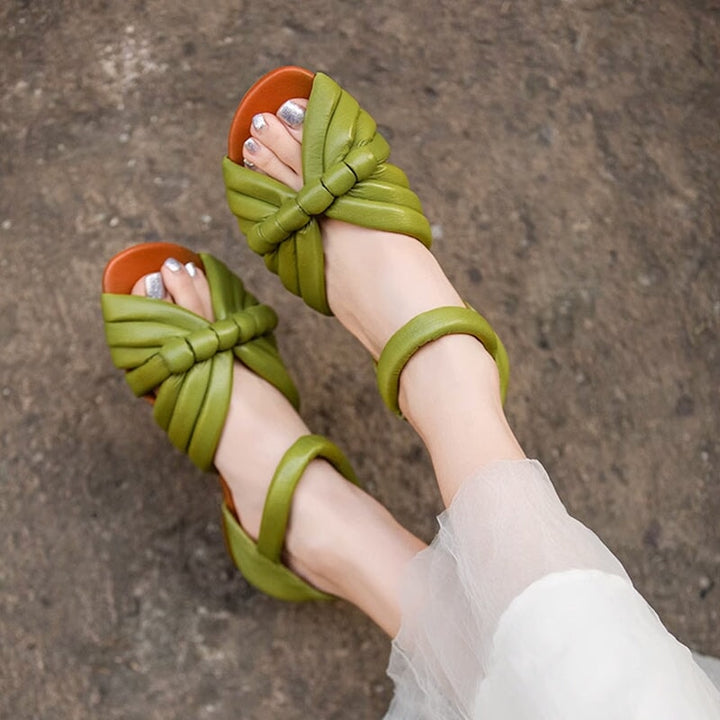  Sandals 