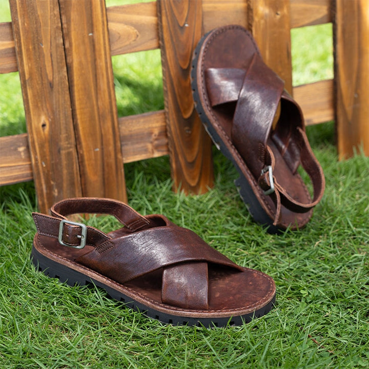  Sandals 