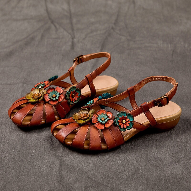  Sandals 