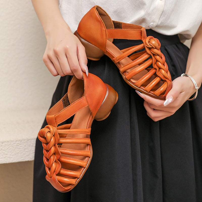  Sandals 