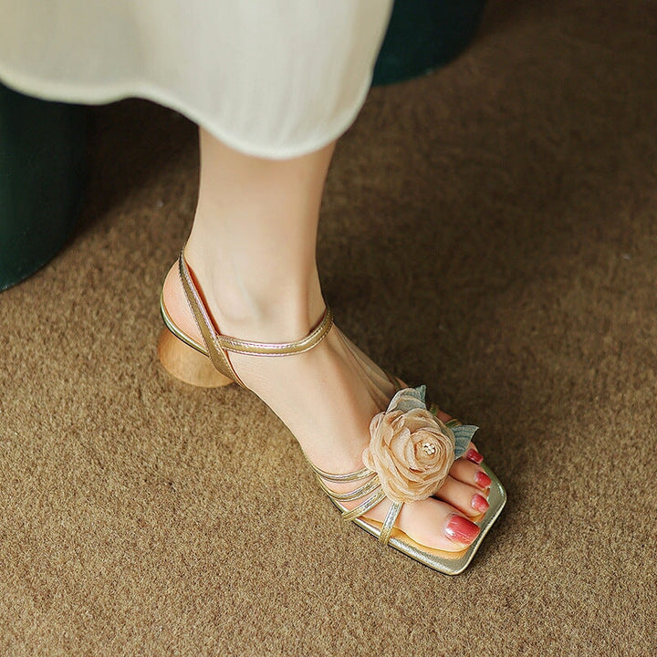  Sandals 