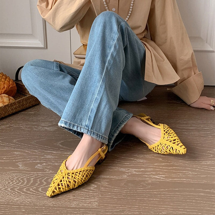  Sandals 