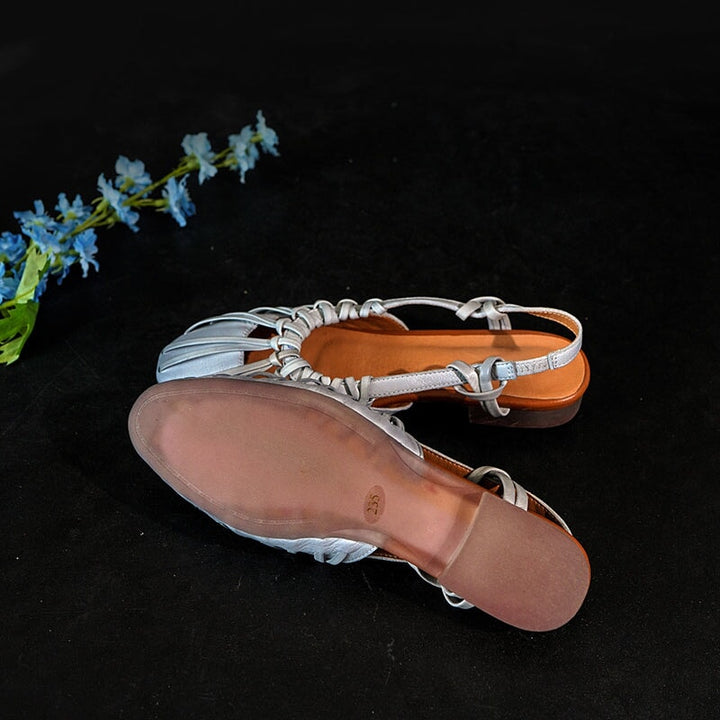  Sandals 