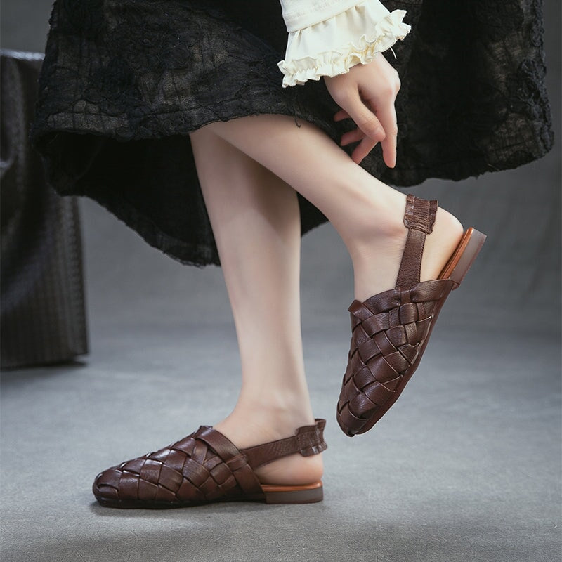  Sandals 