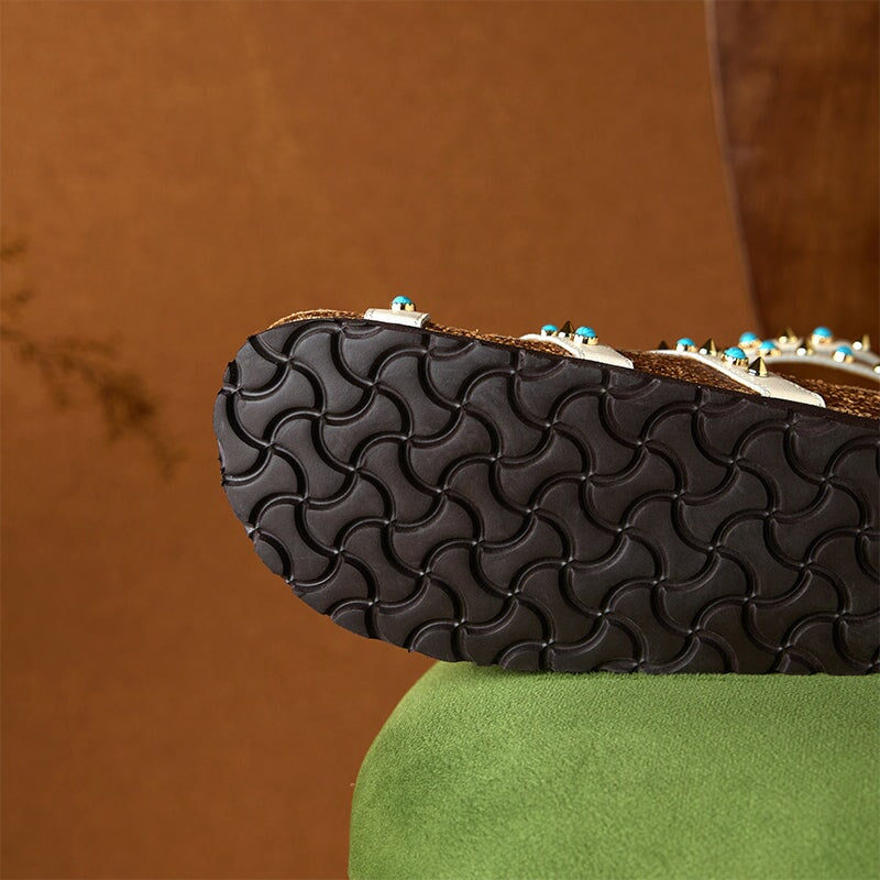  Sandals 