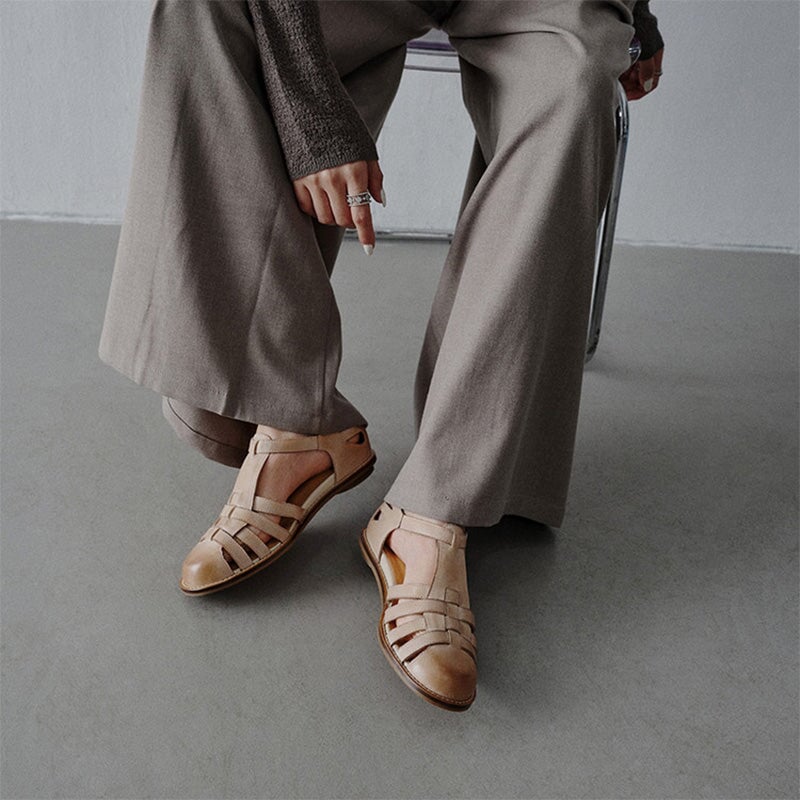  Sandals 