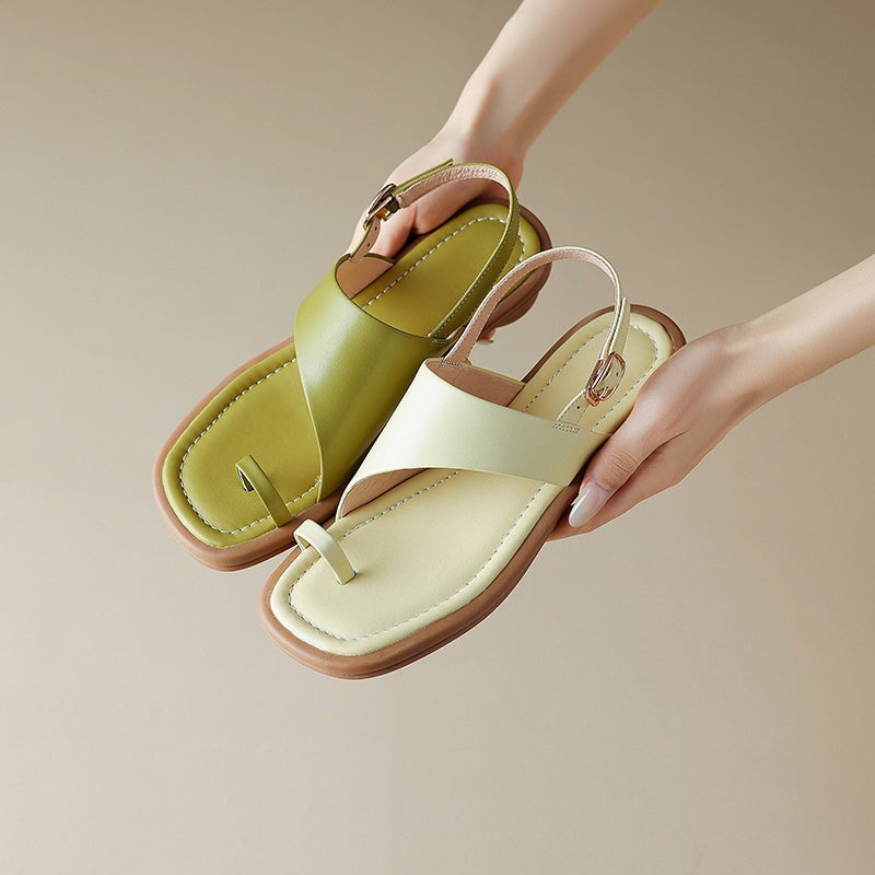  Sandals 