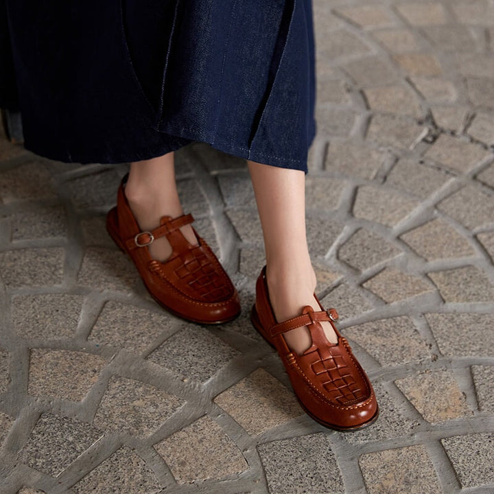  Sandals 