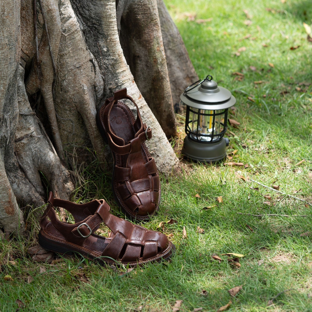  Sandals 